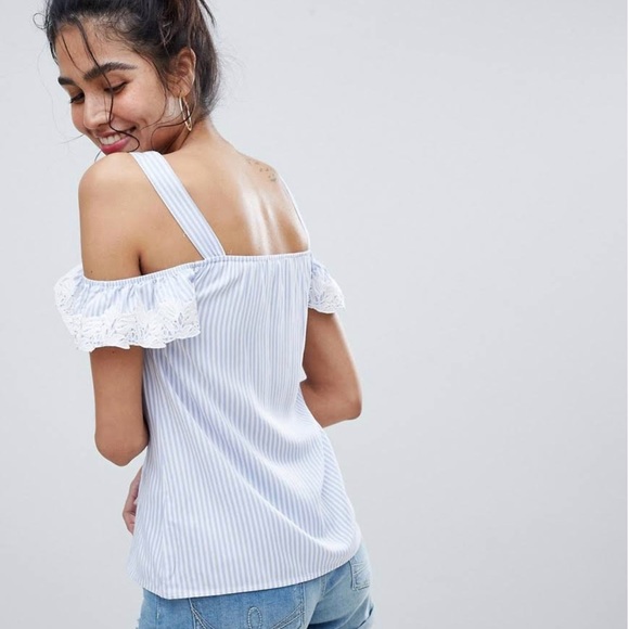 OASIS Blue and White Striped off the shoulder - Picture 5 of 13